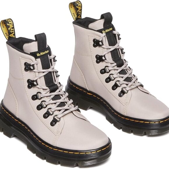 Dr. Martens Women's Combs W Poly Casual Boot, Vintage Taupe Poly Twill, 7 NEW - Picture 1 of 4